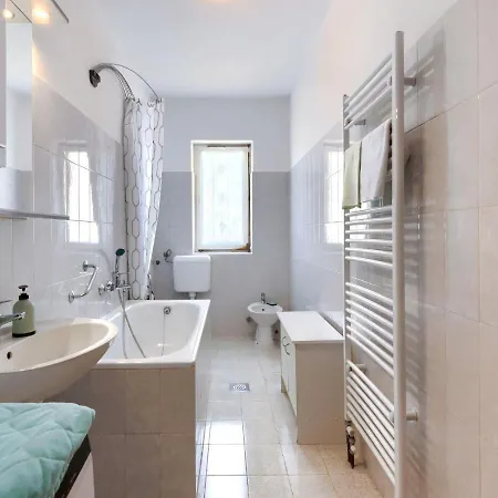 Jurican By Interhome