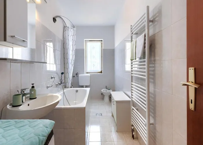 Jurican By Interhome